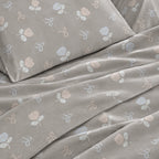 Quiet Hearts King Size Cotton Bedsheet Set
