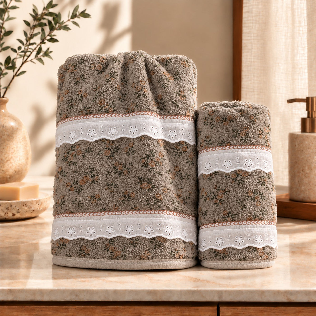 Silver Bloom Towel Set